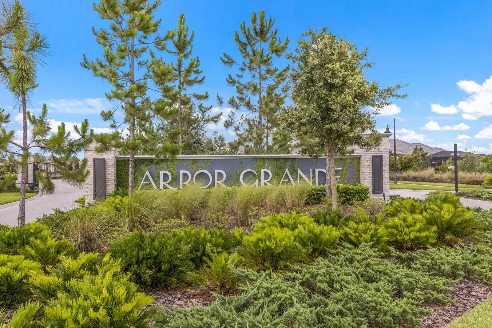 2607 AVOLET CT