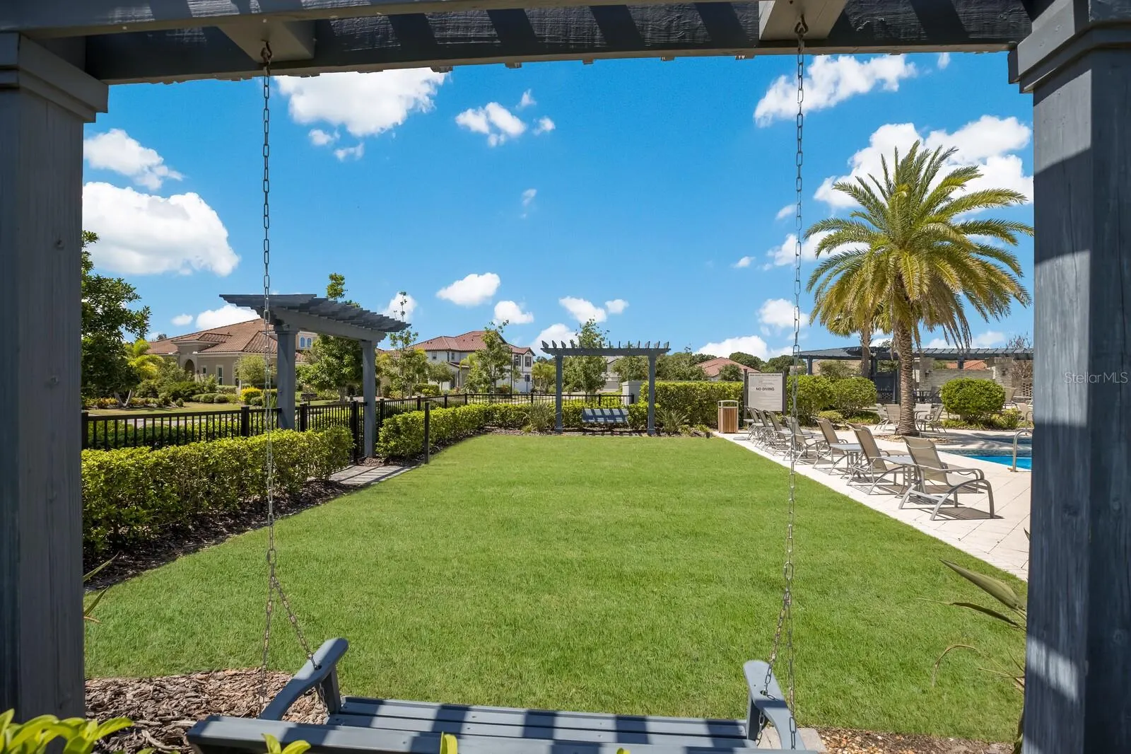 2607 AVOLET CT
