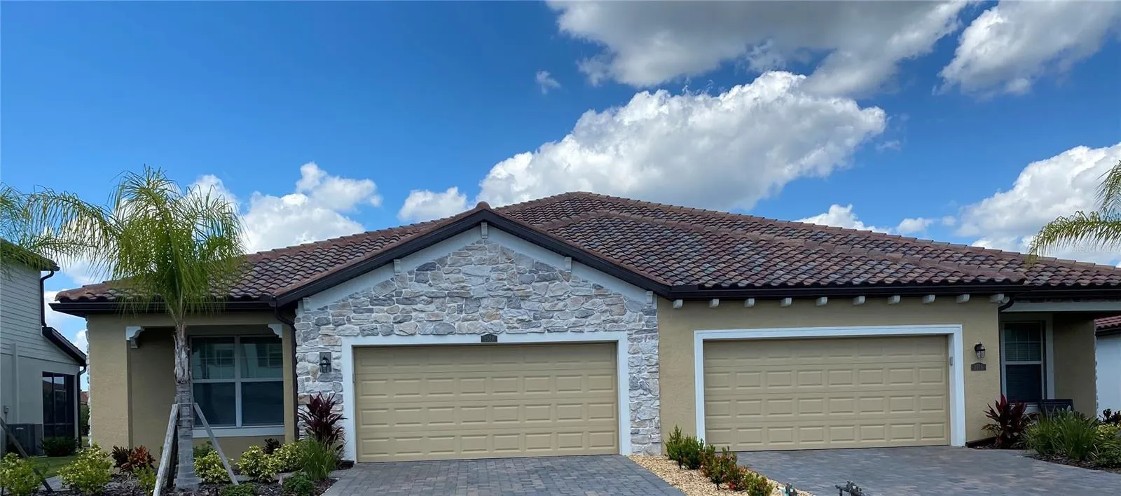2607 AVOLET CT