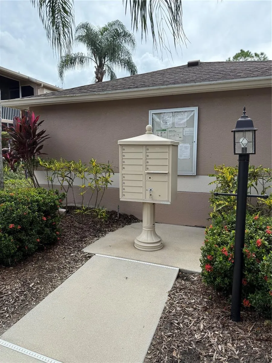 5251 MAHOGANY RUN AVE #524, #524