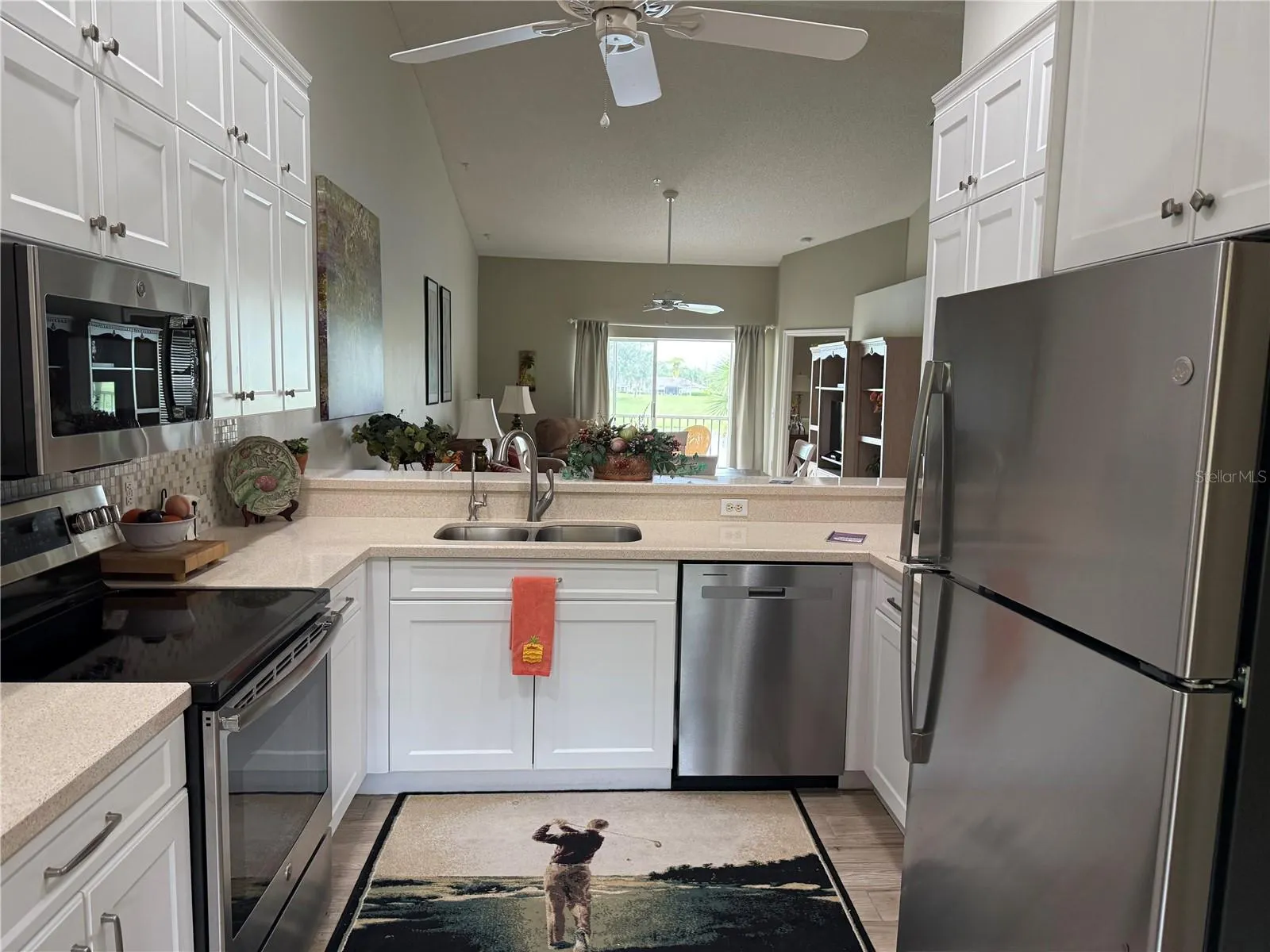 5251 MAHOGANY RUN AVE #524, #524