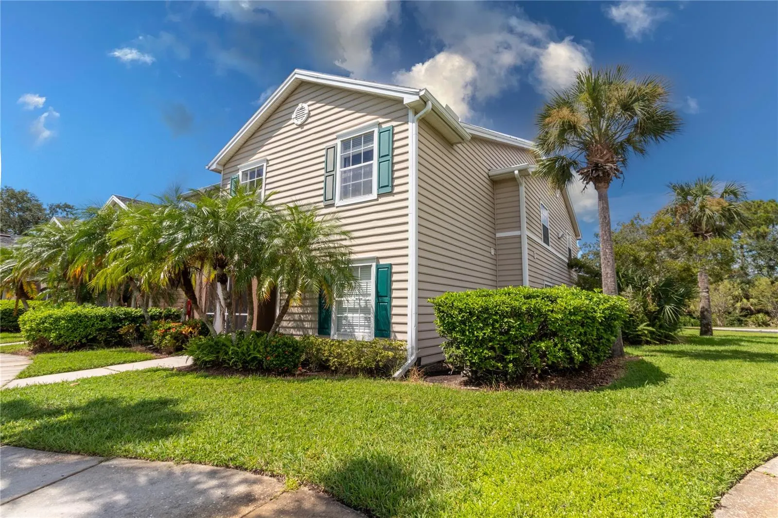 8911 MANOR LOOP #208, #208