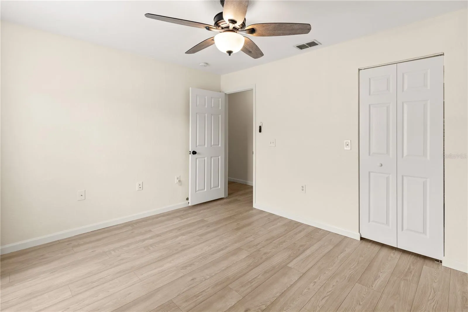 8911 MANOR LOOP #208, #208