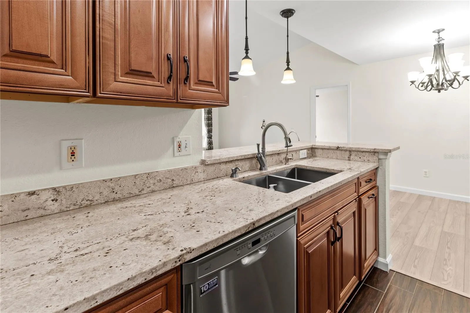 8911 MANOR LOOP #208, #208