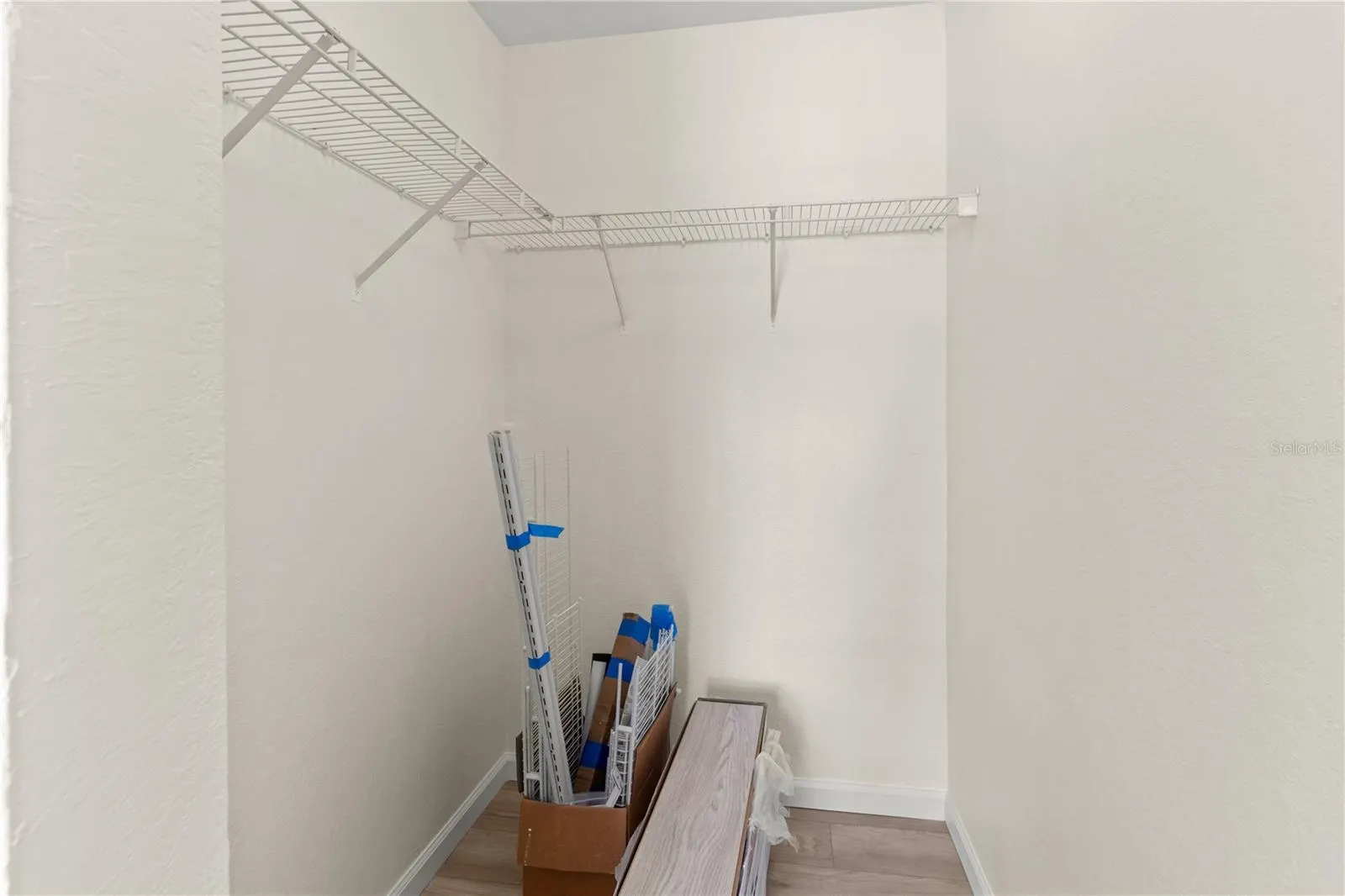 8911 MANOR LOOP #208, #208