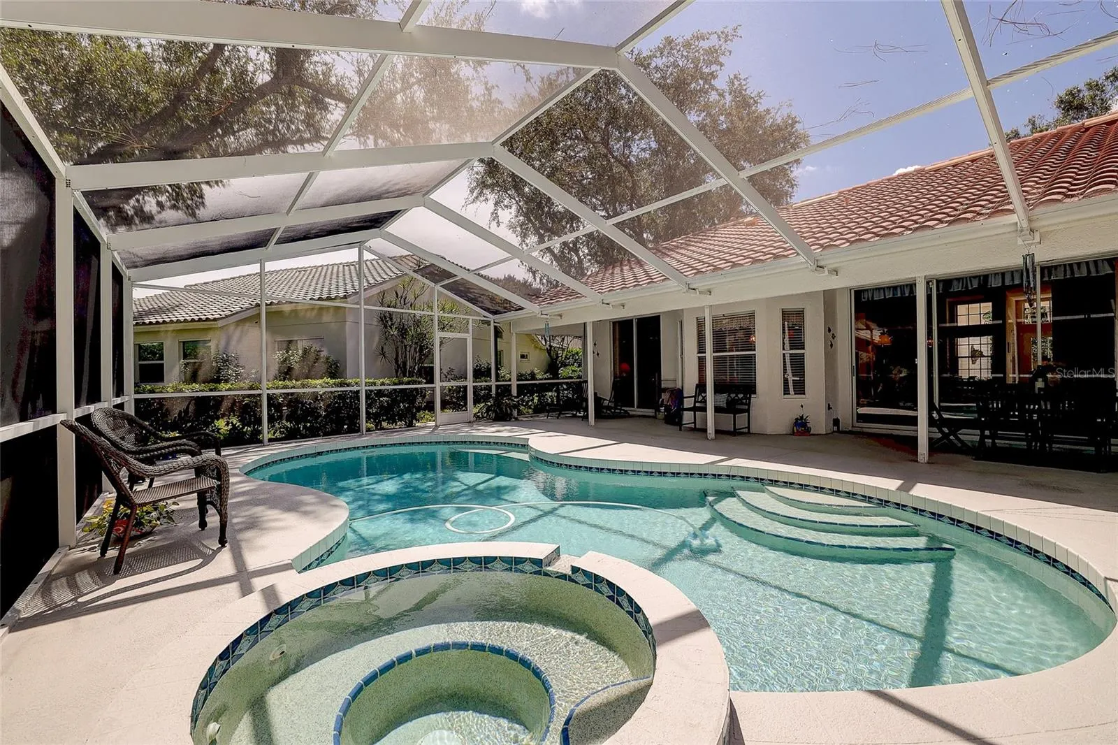 4443 DEL SOL BLVD S