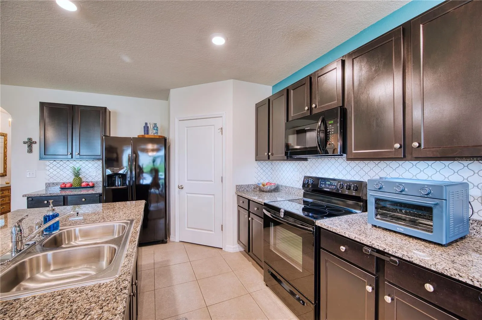 16705 SOUTHERN OAKS TRL