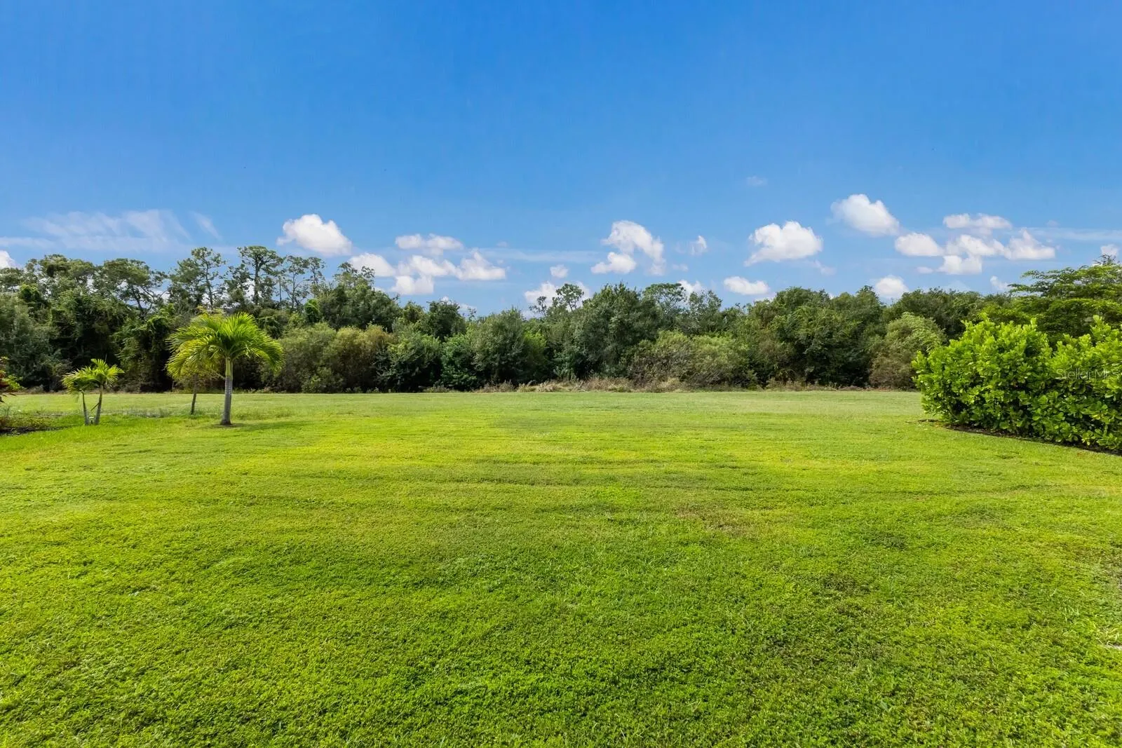 4528 POND BROOK CT