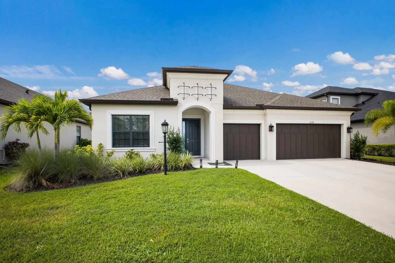 4528 POND BROOK CT