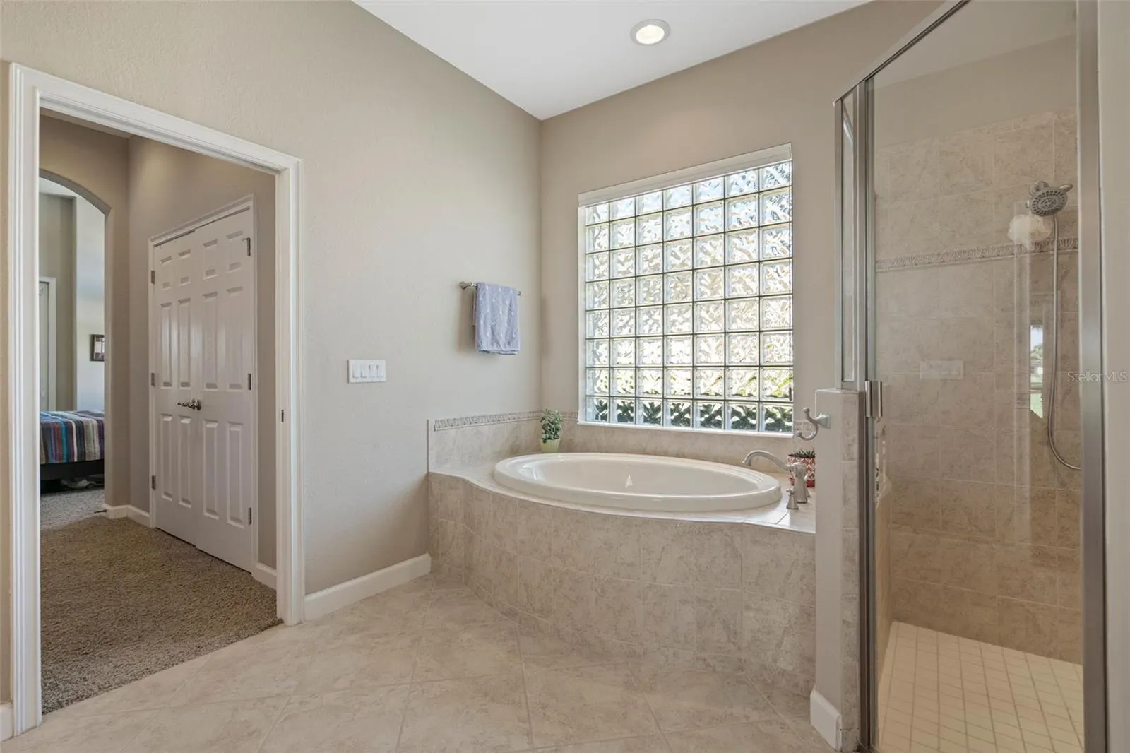 217 MARTELLAGO DR