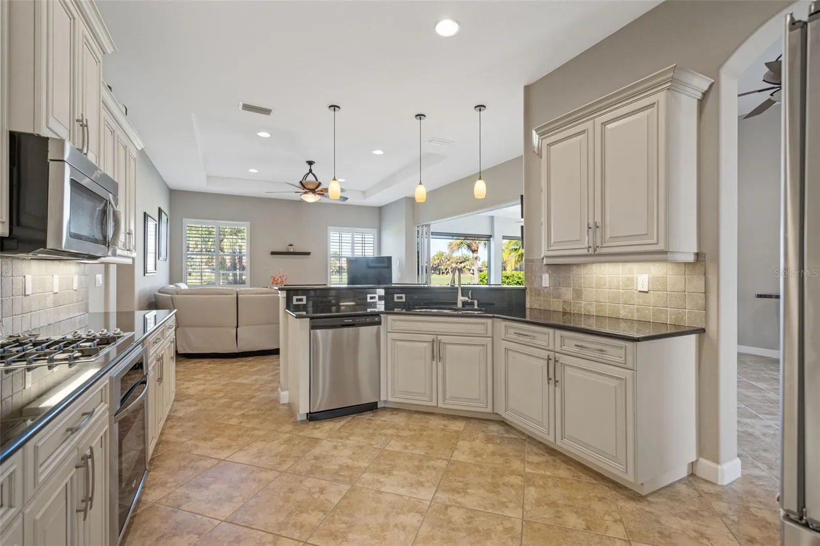 217 MARTELLAGO DR