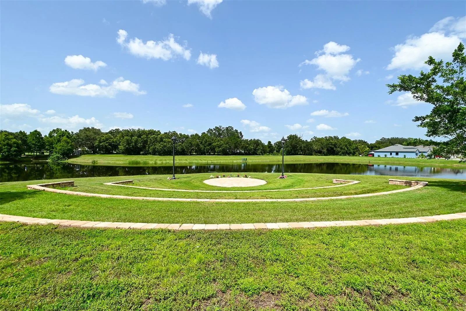 12579 RYEGRASS LOOP