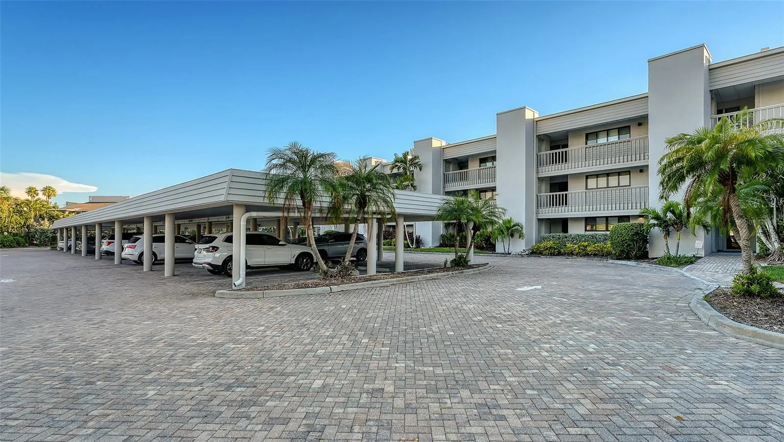 5757 GULF OF MEXICO DR #204, #204