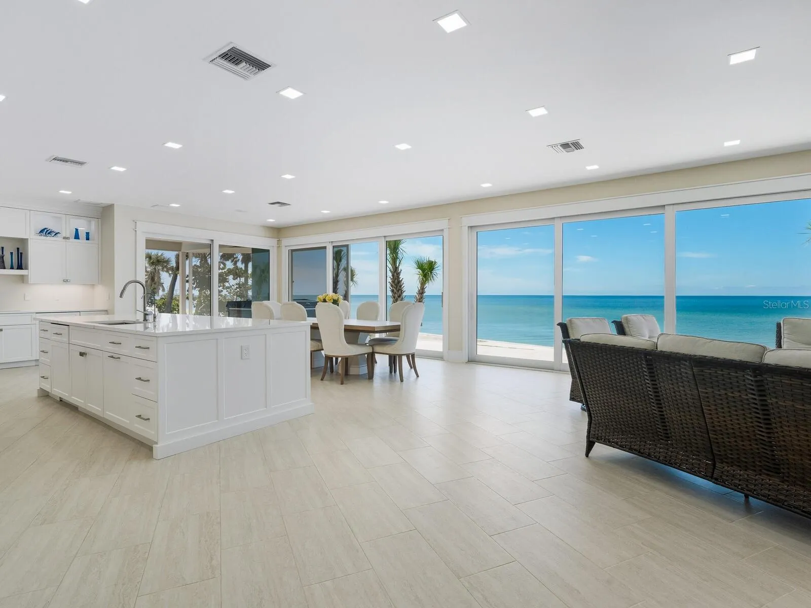 790 N MANASOTA KEY RD