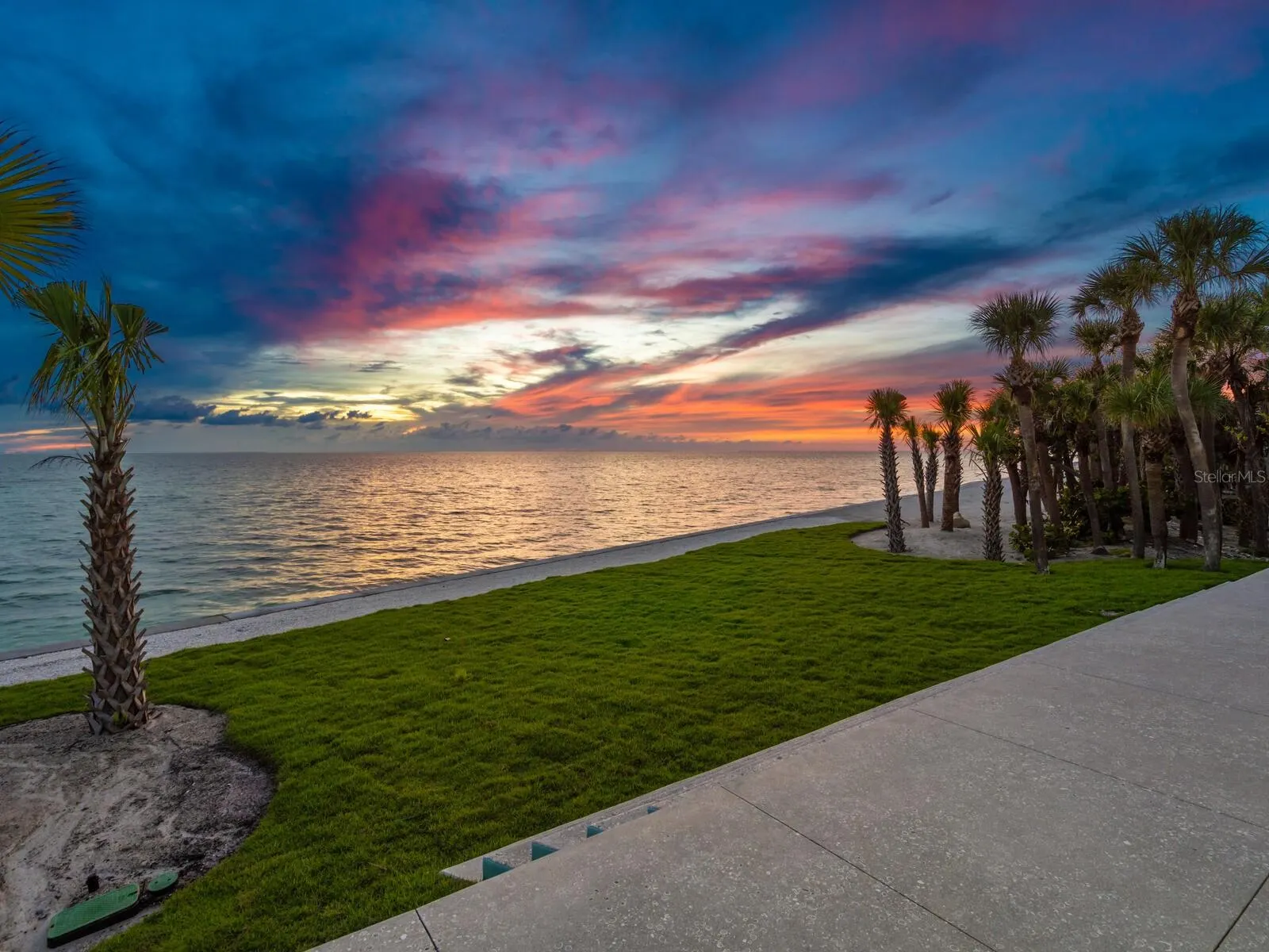 790 N MANASOTA KEY RD