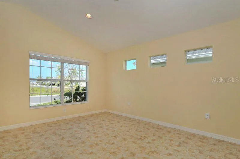 6409 PINE BREEZE RUN