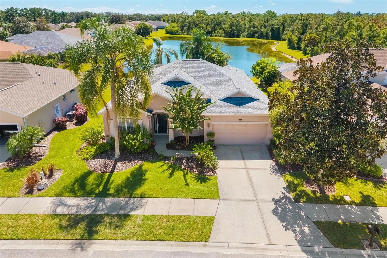 7813 CASTLEISLAND DR