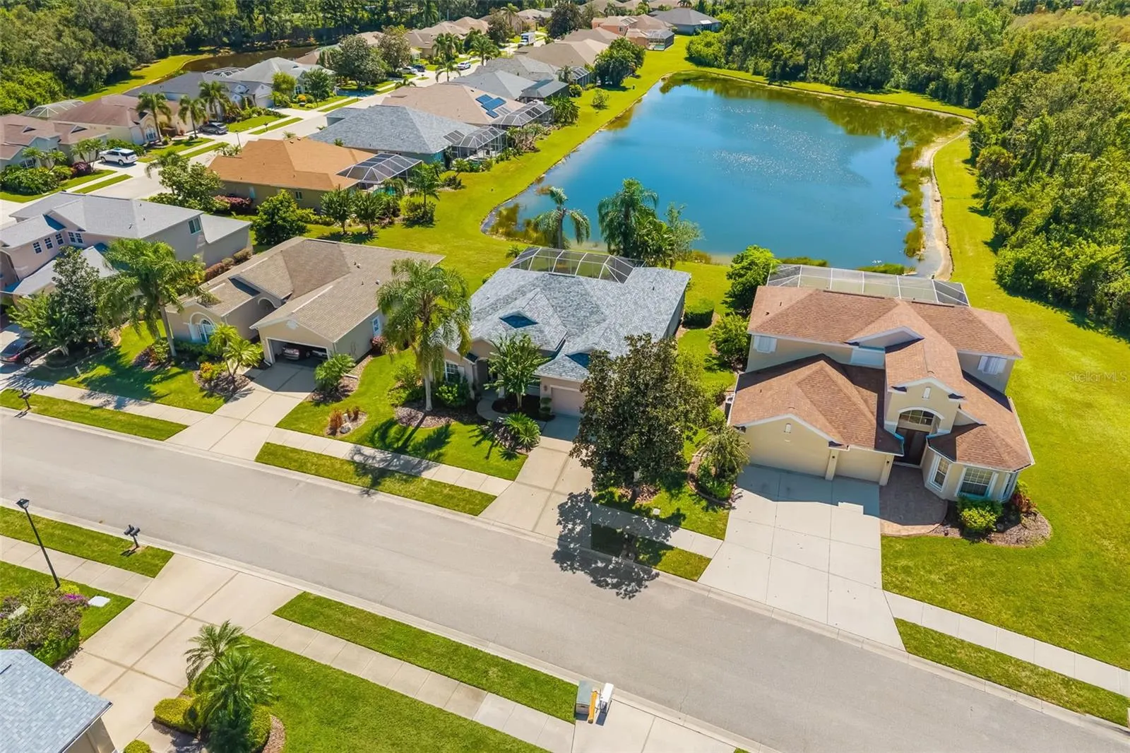7813 CASTLEISLAND DR