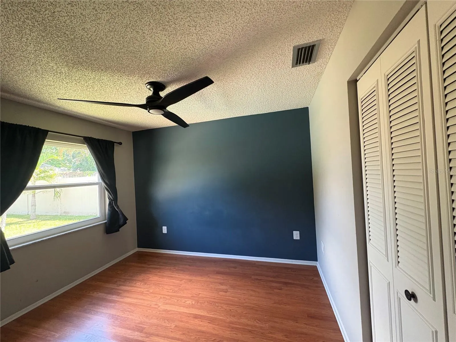 4051 WAIKIKI DR