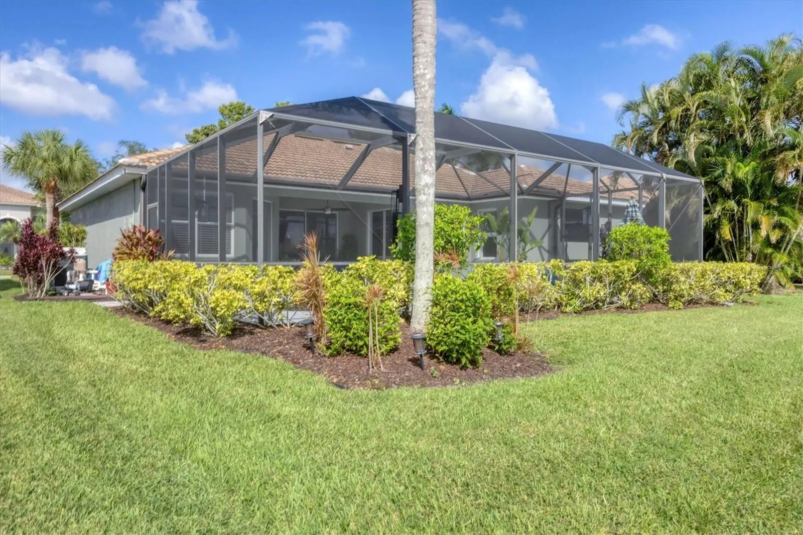 303 HERITAGE ISLES WAY