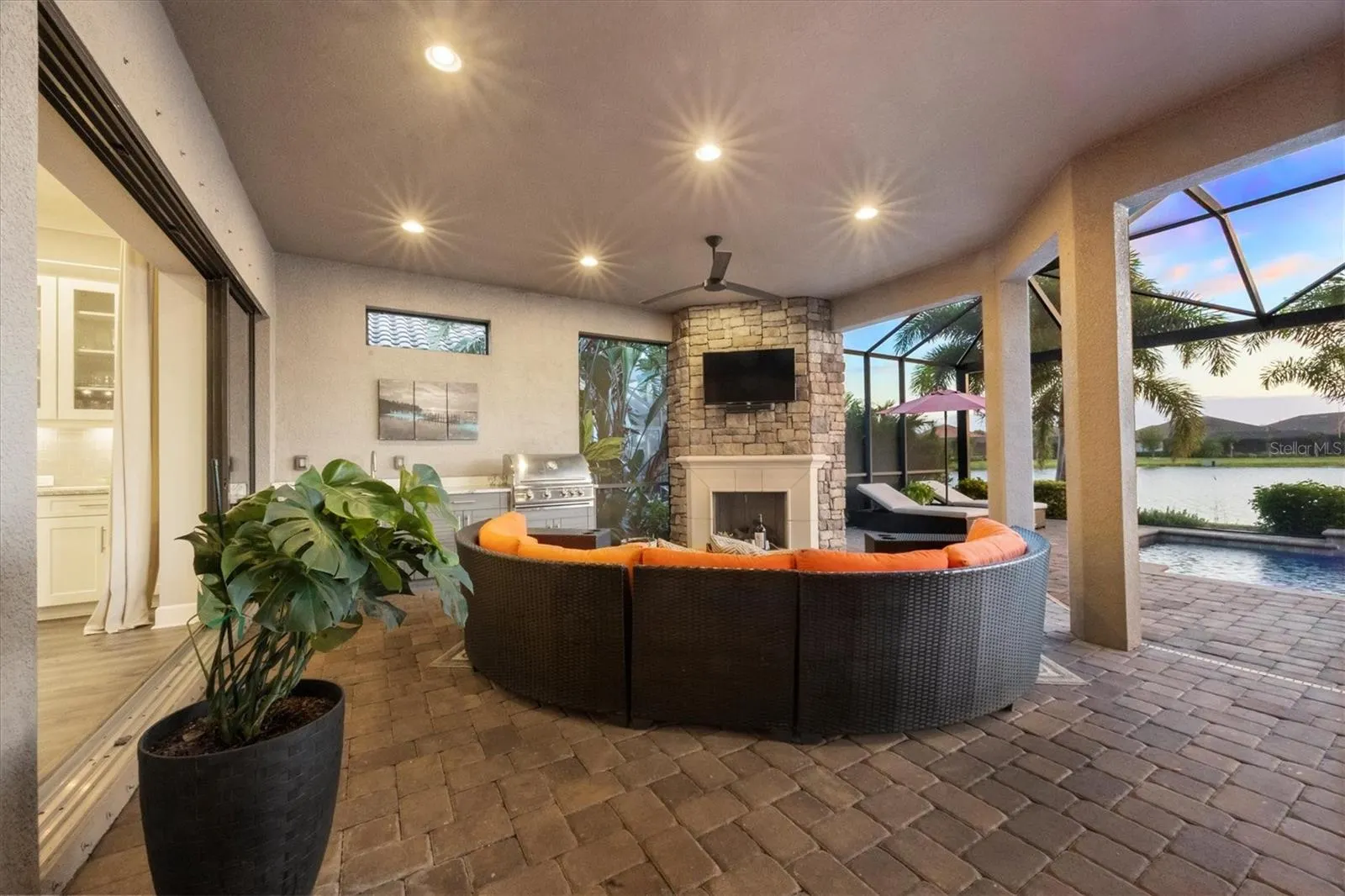 13216 MALACHITE DR