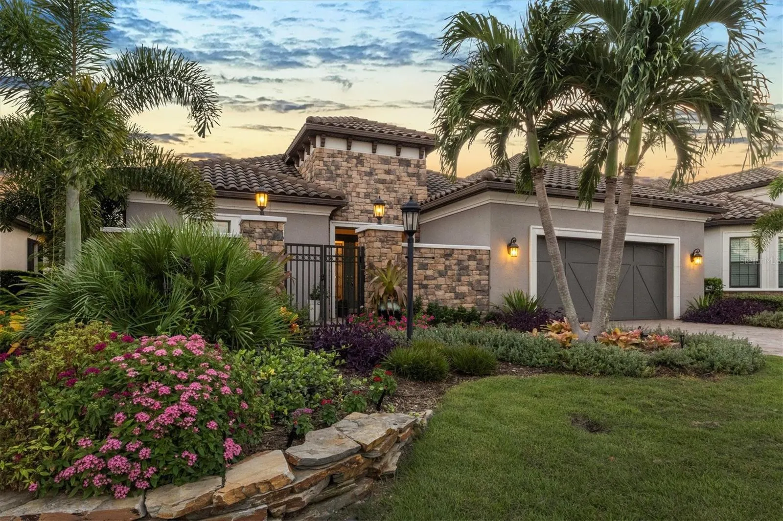 13216 MALACHITE DR