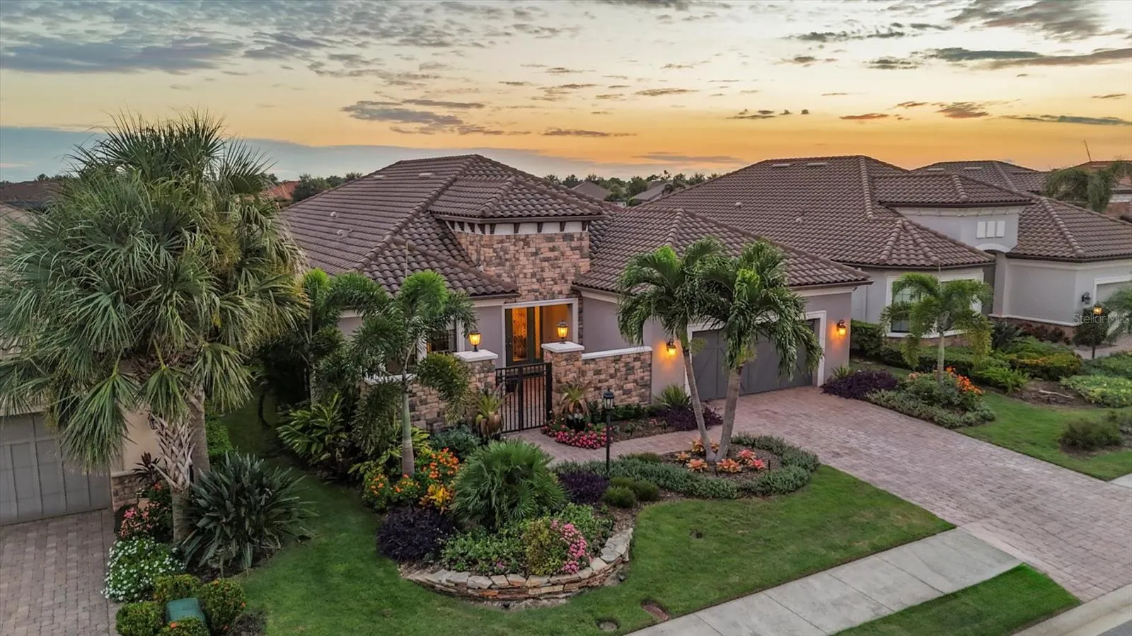 13216 MALACHITE DR