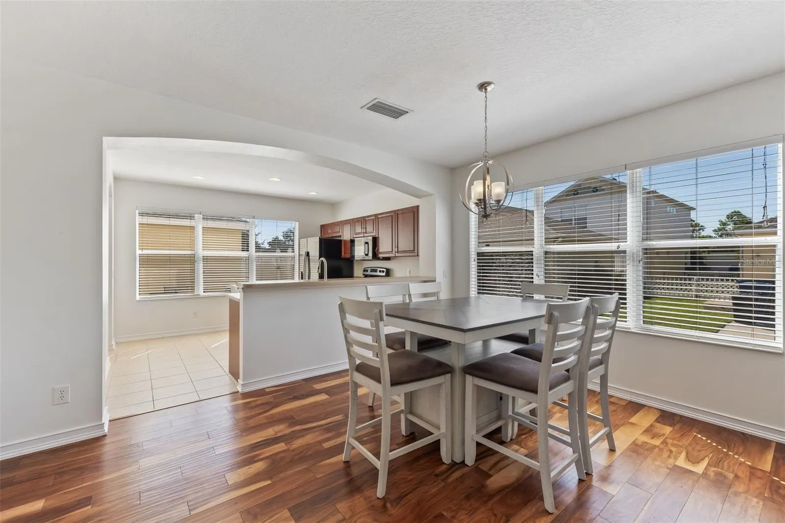 4710 FOREST CREEK TRL