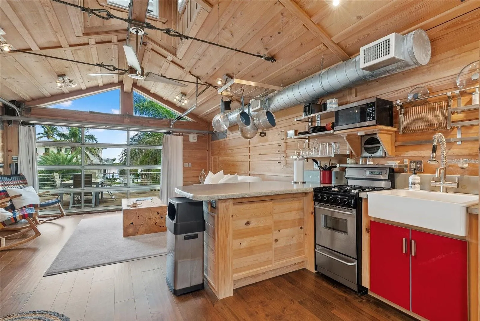 10216 46TH AVE W