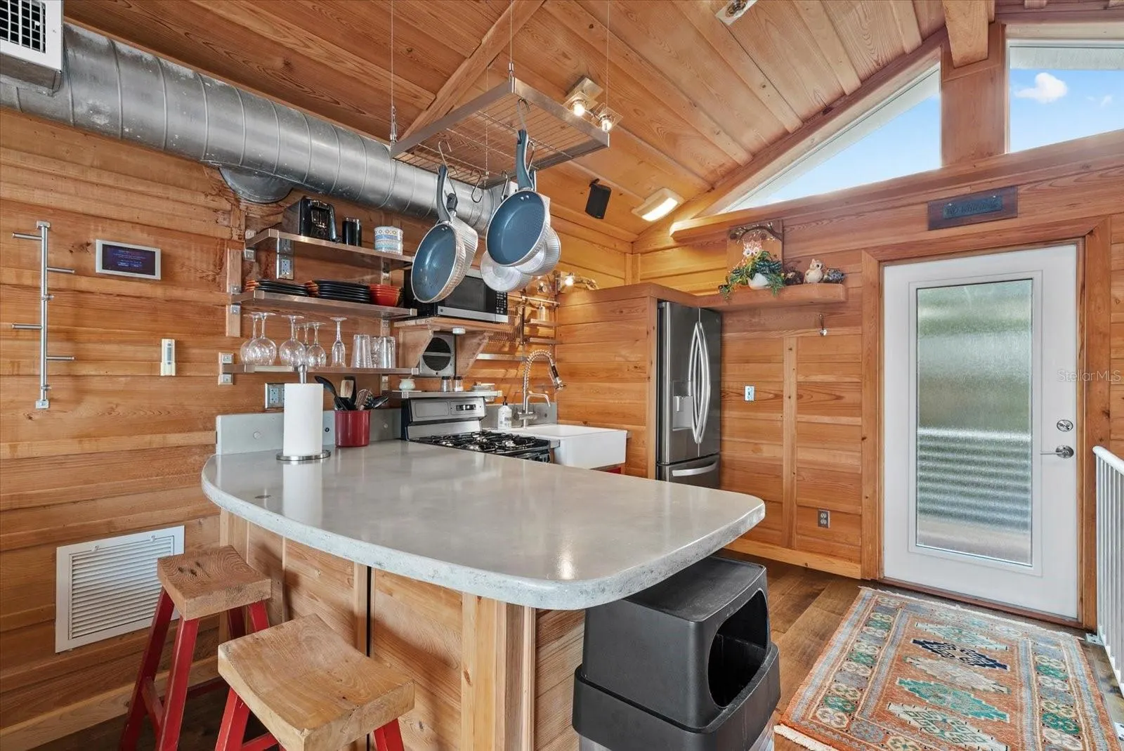 10216 46TH AVE W