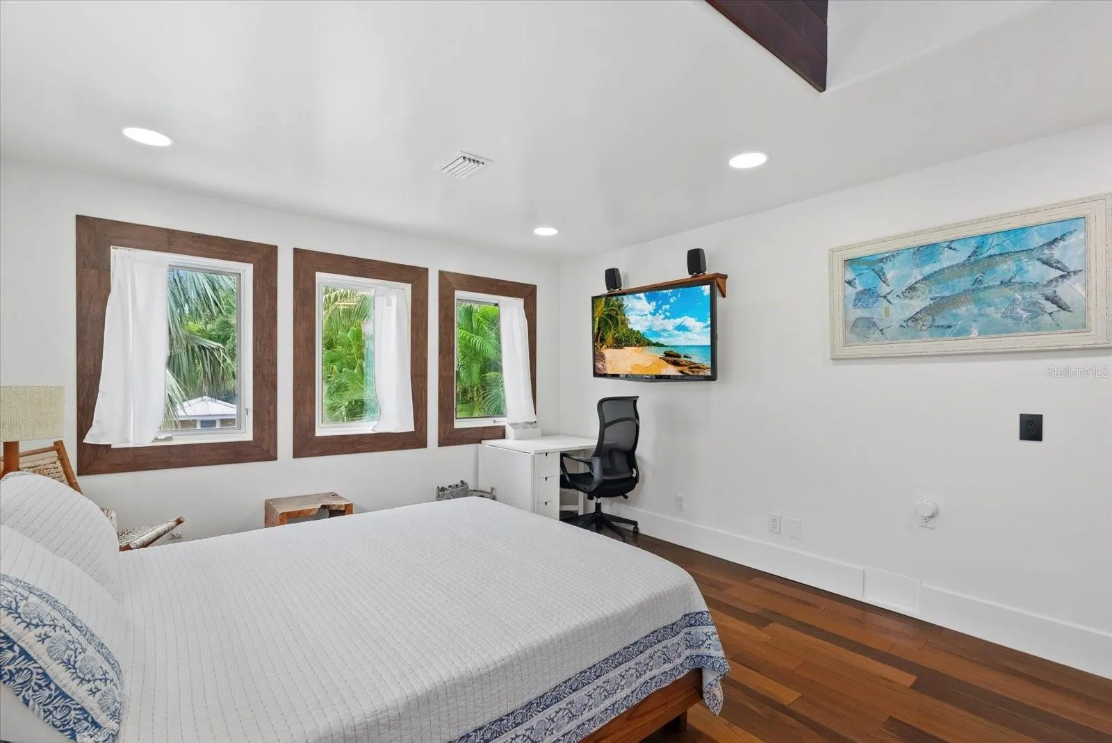 10216 46TH AVE W