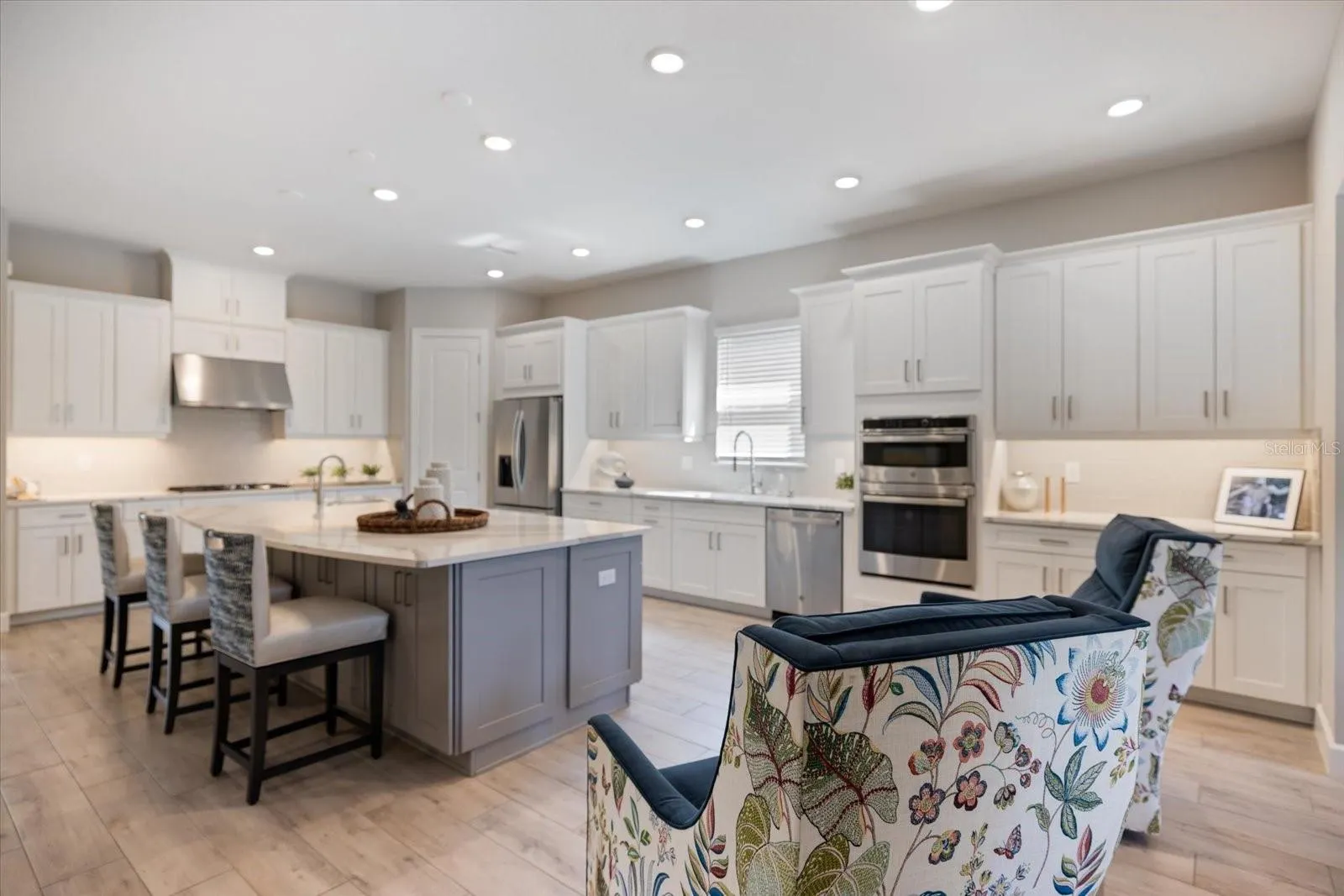 3836 SANTA CATERINA BLVD