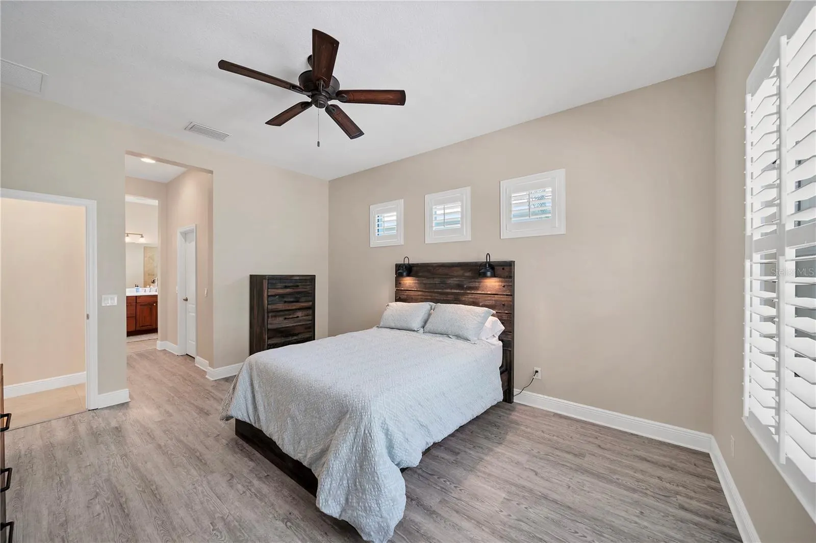 12154 THORNHILL CT