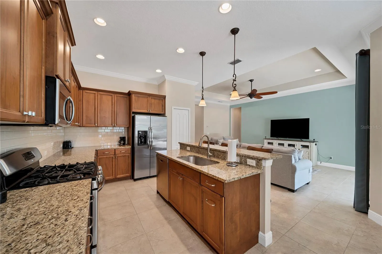 12154 THORNHILL CT