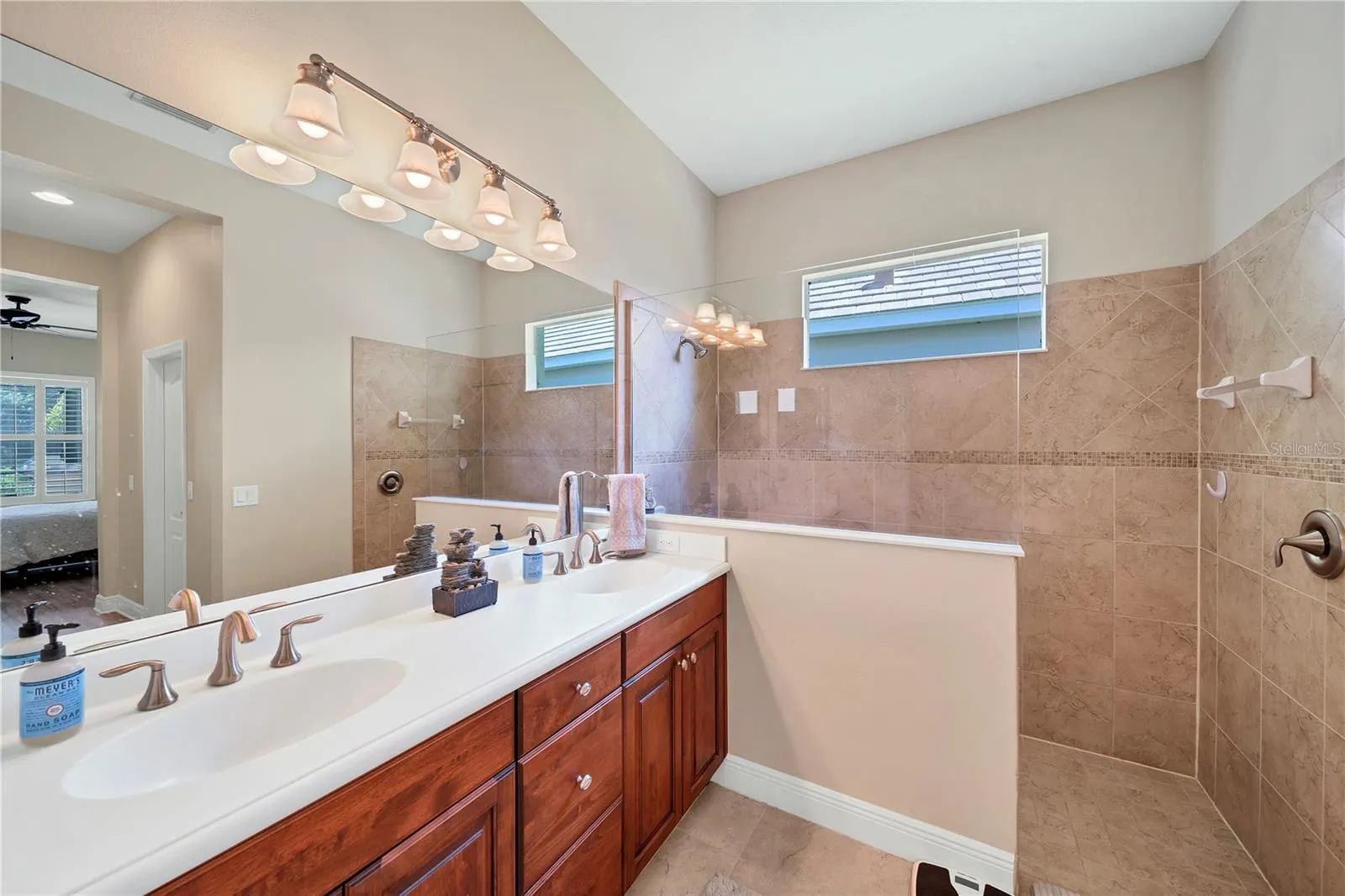 12154 THORNHILL CT