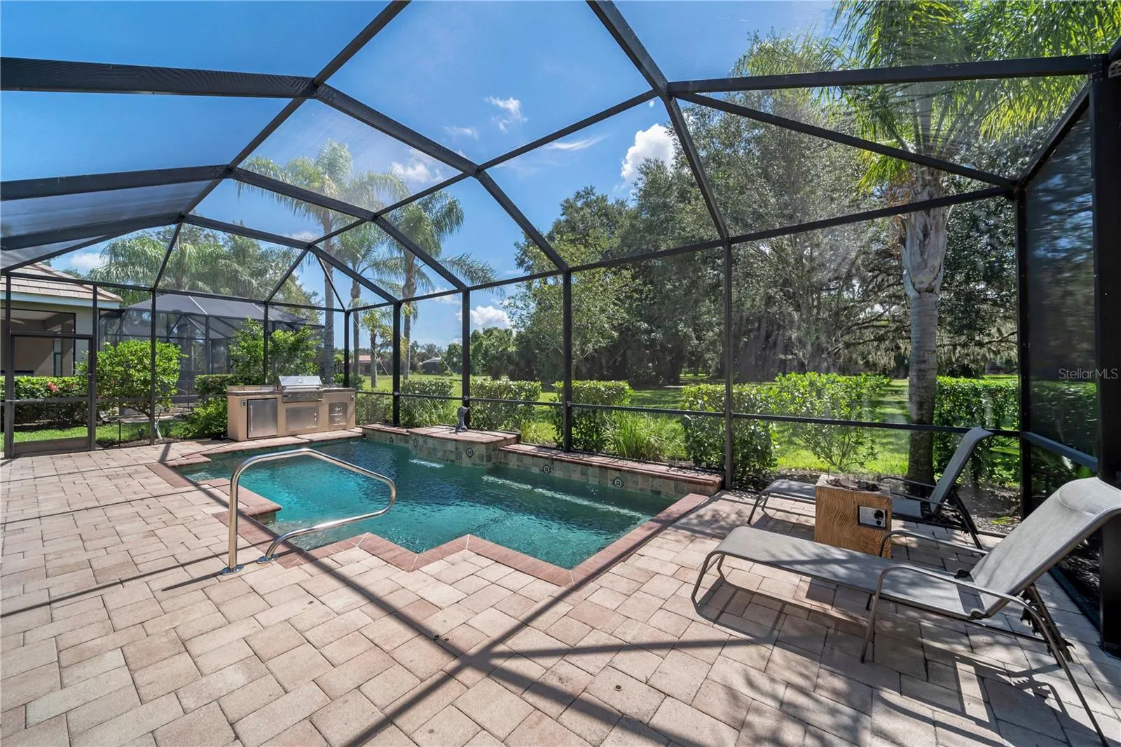 12154 THORNHILL CT