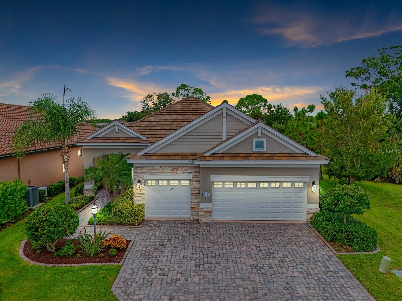 11880 HUNTERS CREEK RD