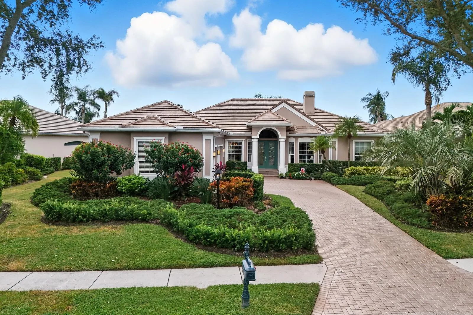 8160 COLLINGWOOD CT
