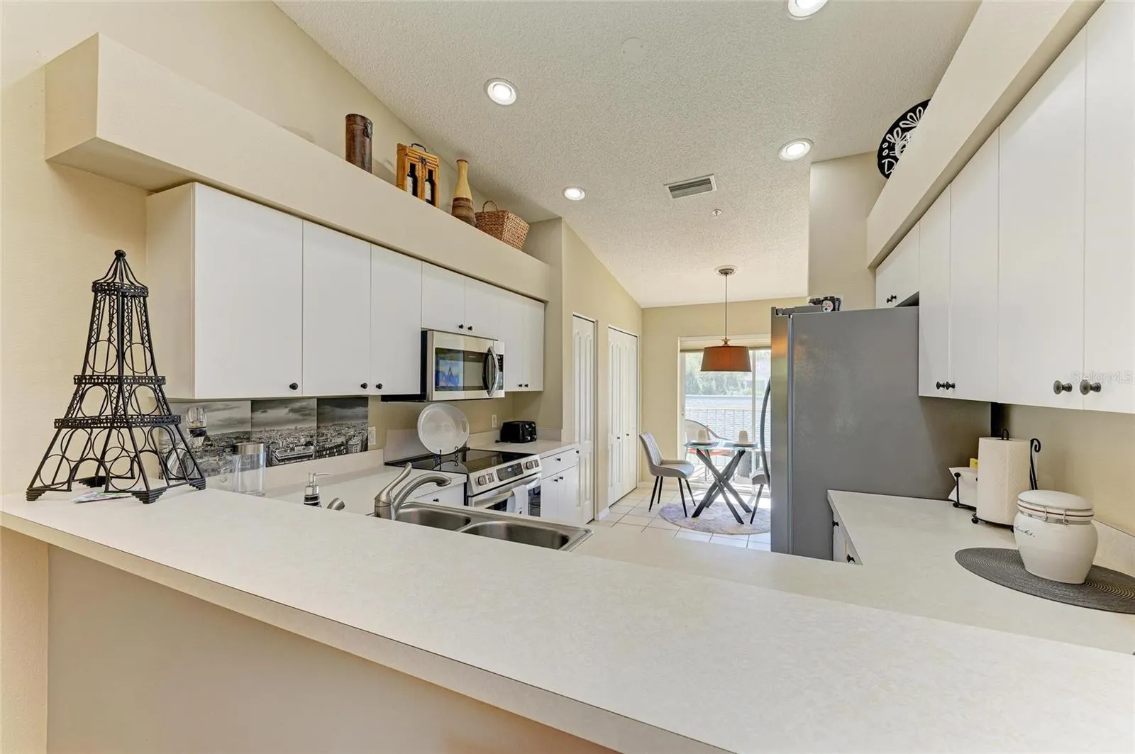 9470 HIGH GATE DR #2222, #2222