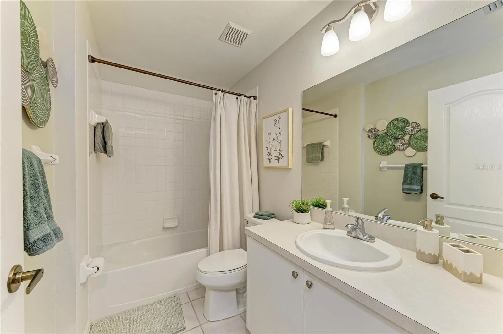 9470 HIGH GATE DR #2222, #2222
