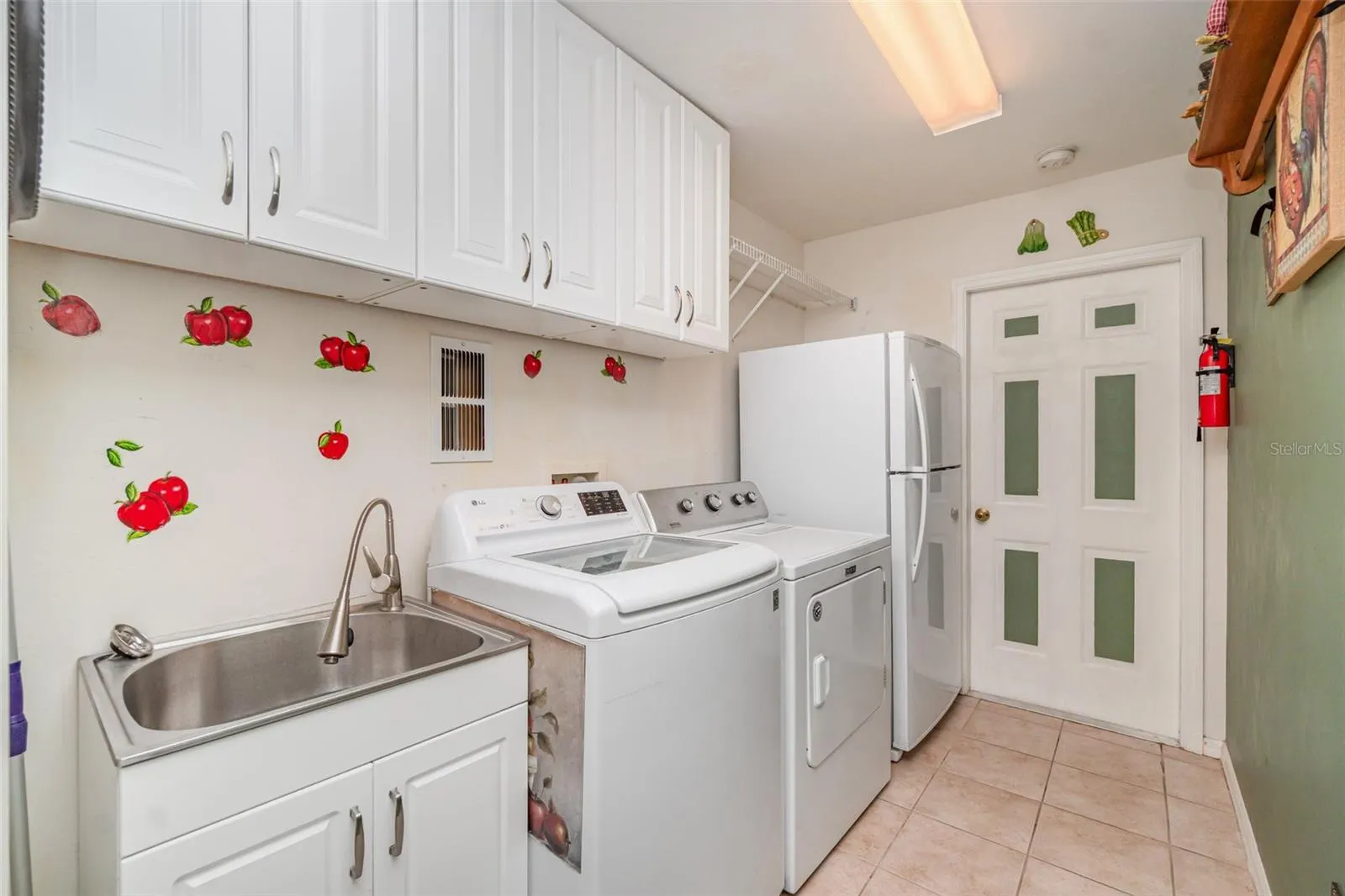 2725 SW 28TH PL