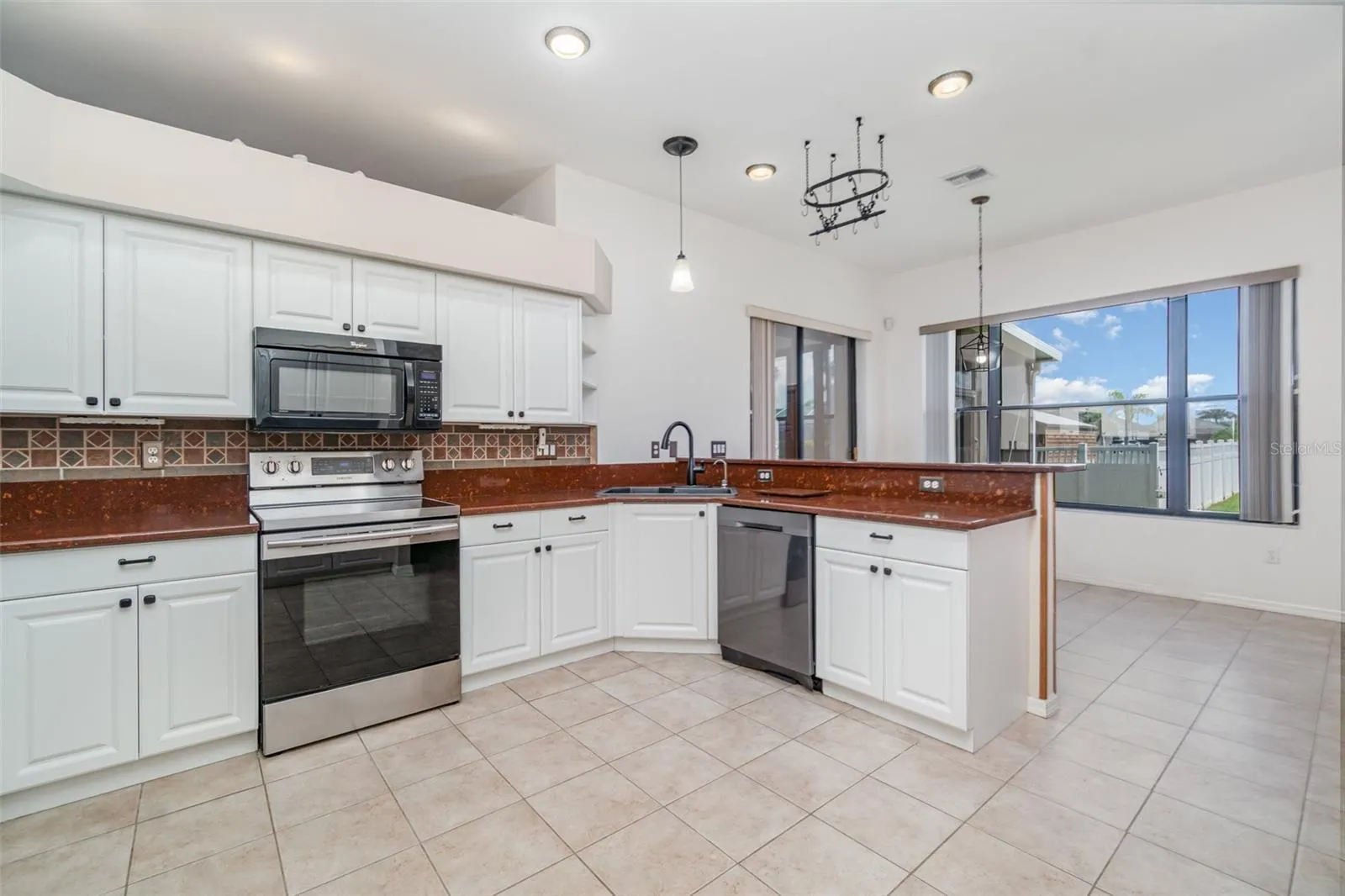 2725 SW 28TH PL