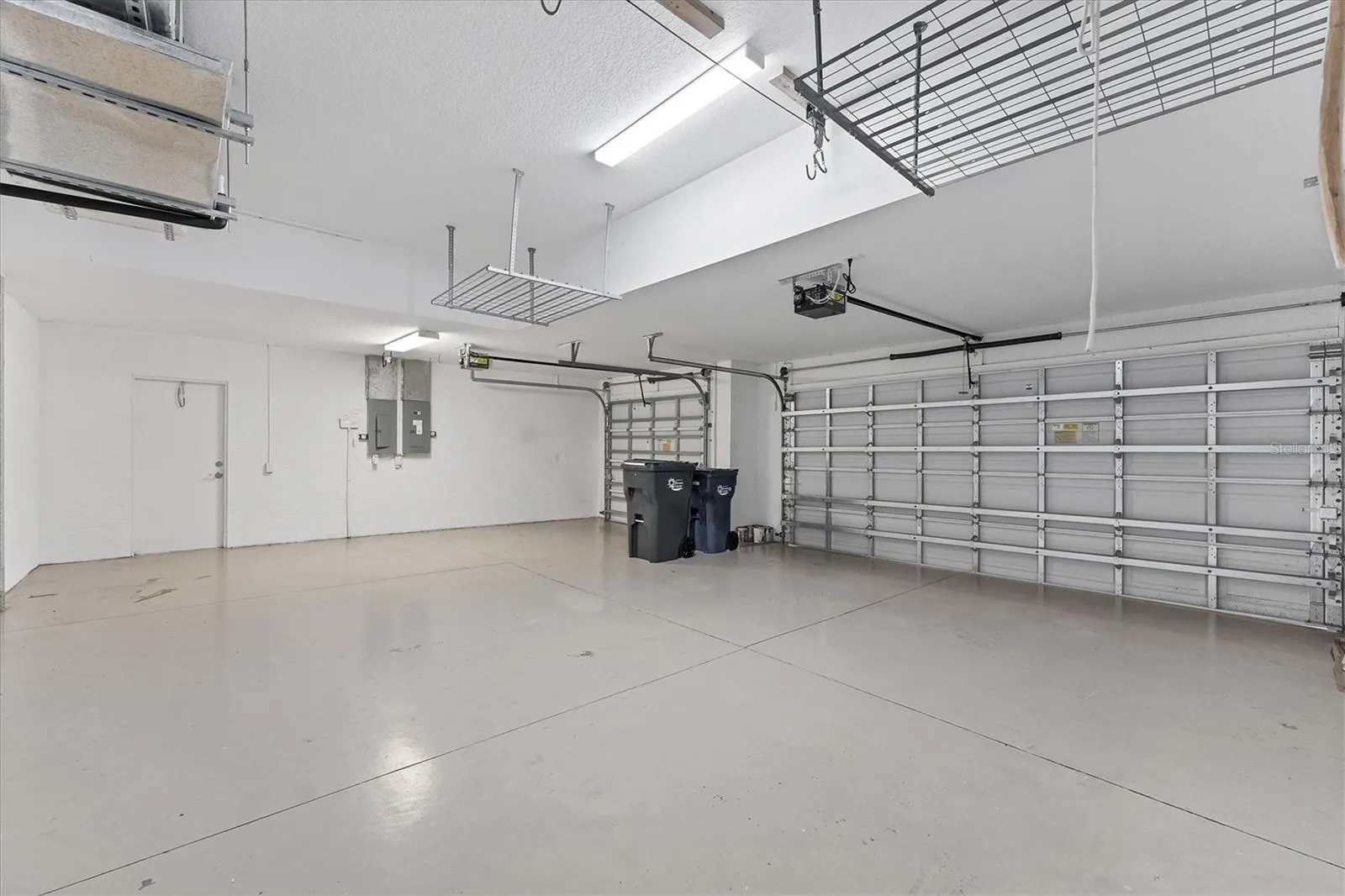 306 COUNTRY MEADOWS WAY