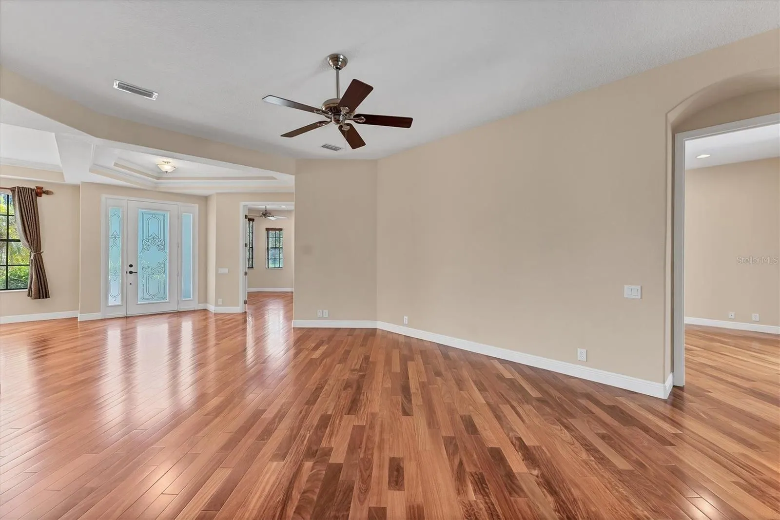 306 COUNTRY MEADOWS WAY