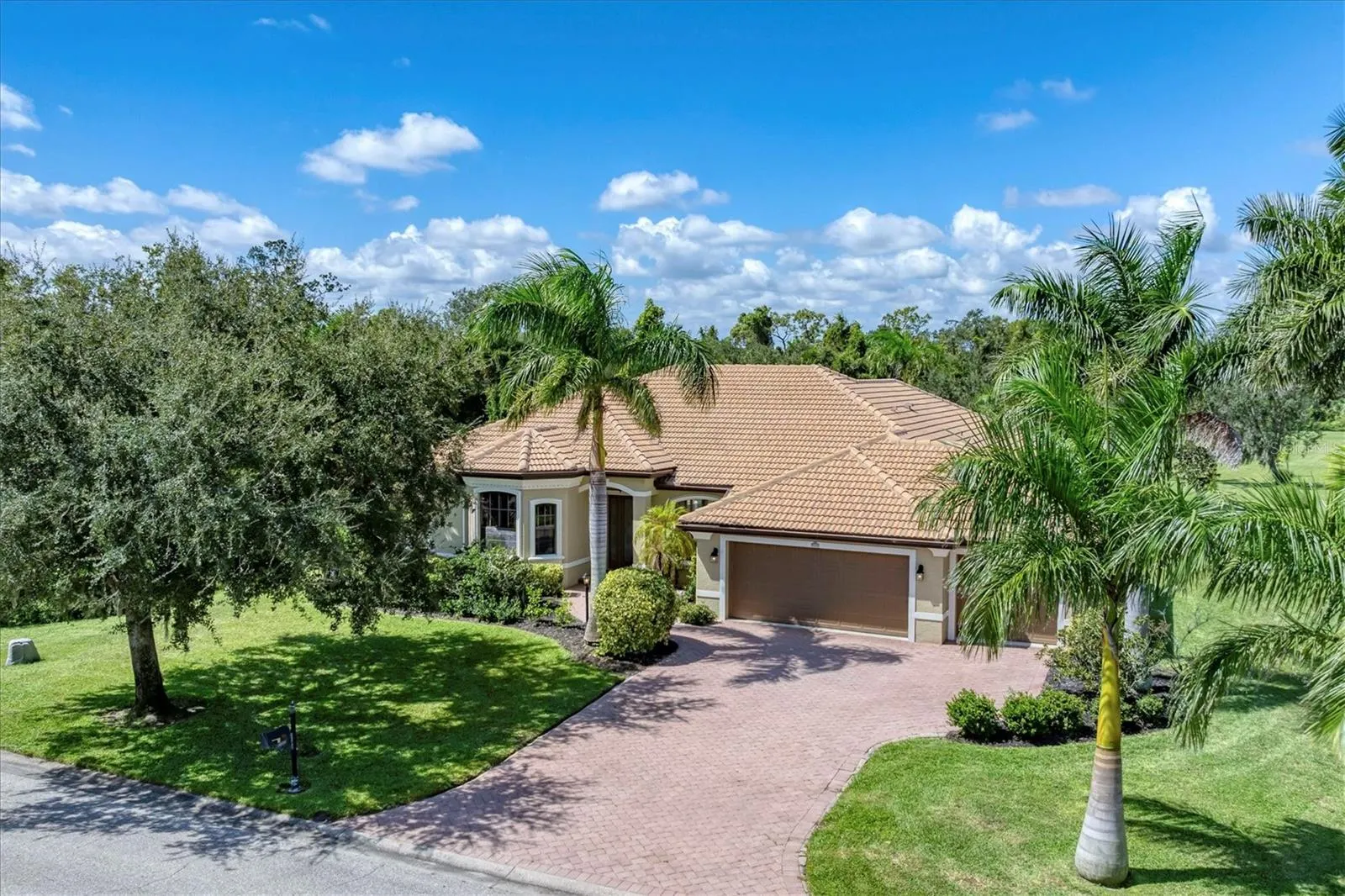 306 COUNTRY MEADOWS WAY