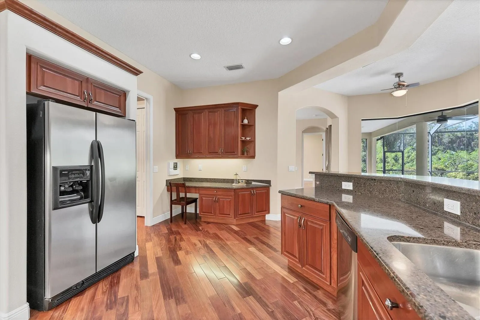 306 COUNTRY MEADOWS WAY