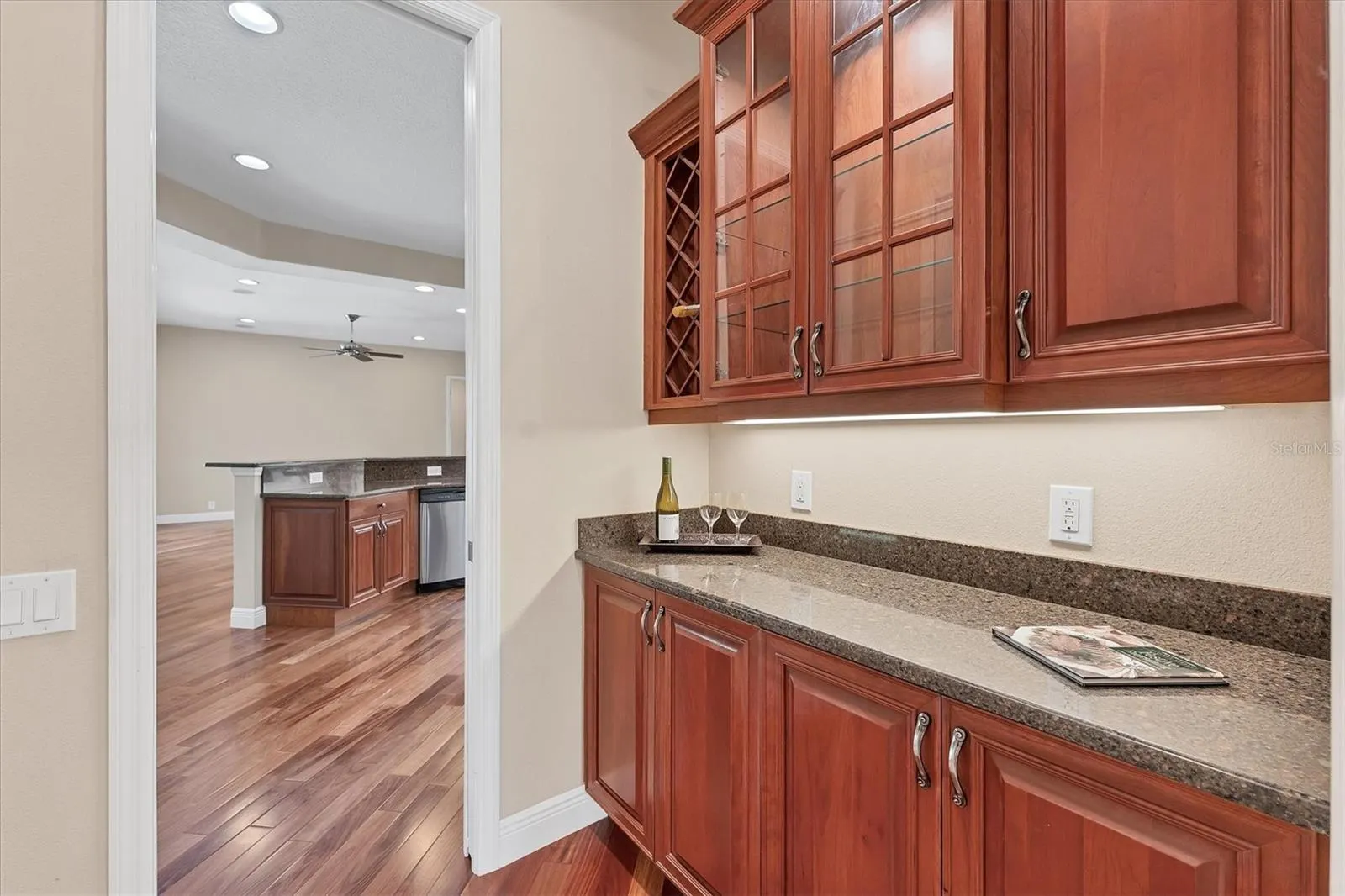 306 COUNTRY MEADOWS WAY