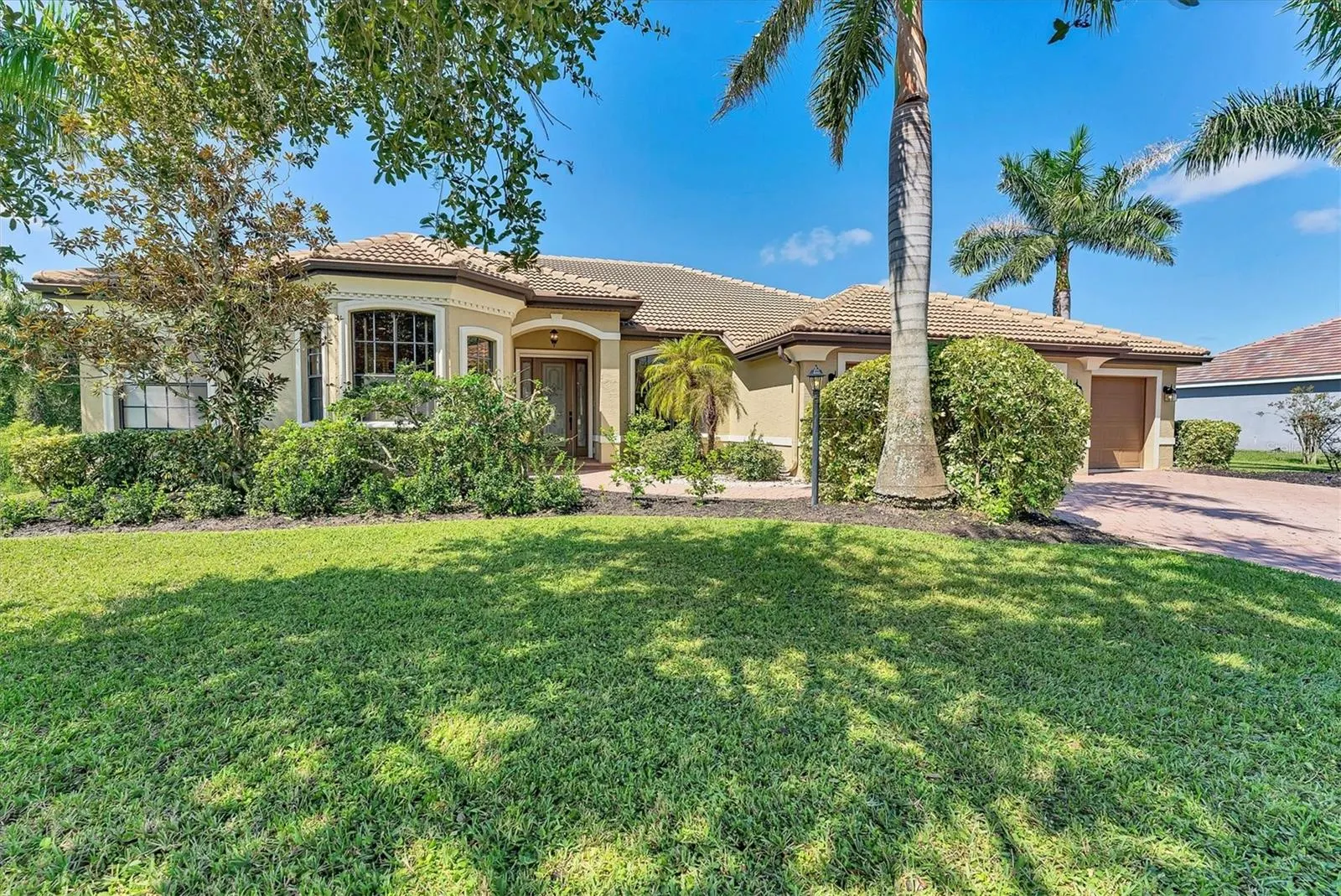306 COUNTRY MEADOWS WAY