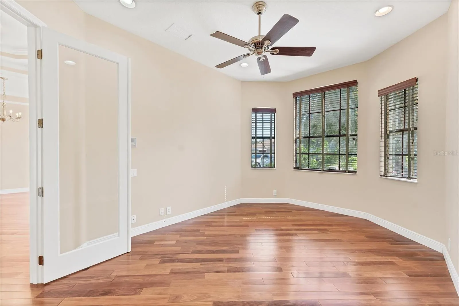306 COUNTRY MEADOWS WAY