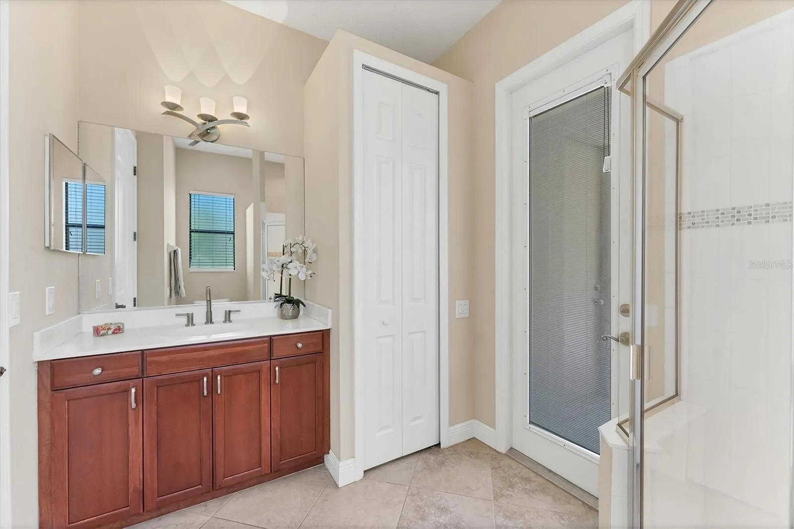 306 COUNTRY MEADOWS WAY
